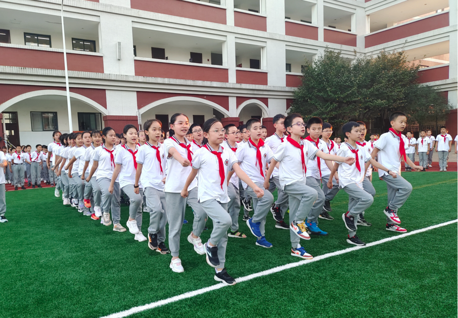 【嘉北·阳光体育】阳光运动 健康成长——小学部队列队形及啦啦操比赛